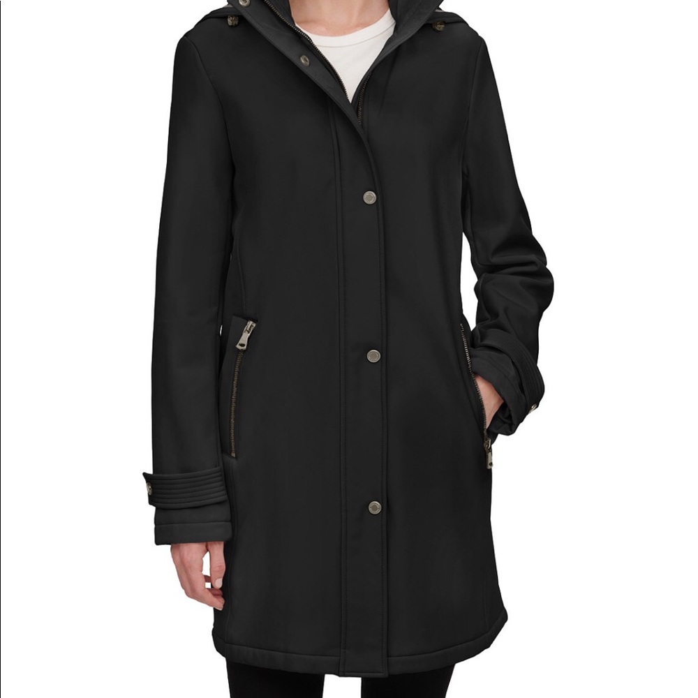 Softshell Raincoat with Removable Hood in black